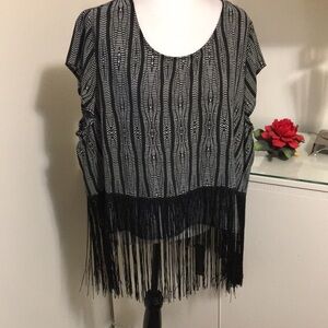 Black and White Fringe Top Size XL